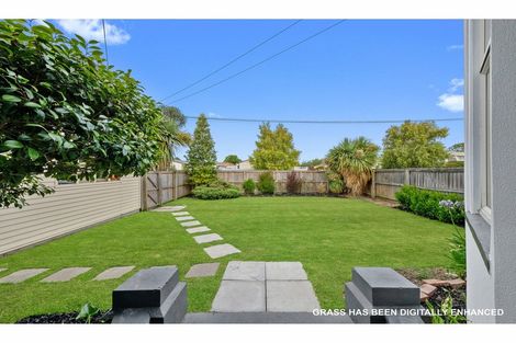 Photo of property in 169 Geraldine Street, Edgeware, Christchurch, 8013