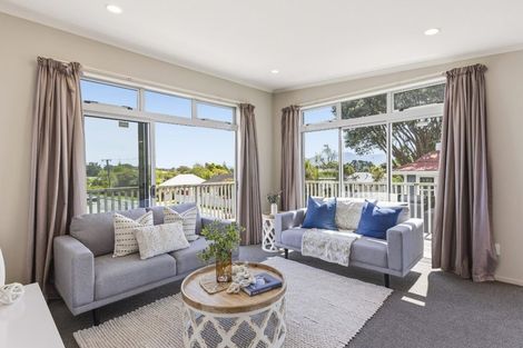 Photo of property in 47a Mazengarb Road, Paraparaumu Beach, Paraparaumu, 5032