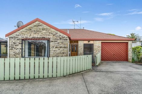 Photo of property in 90b Florence Avenue, Palmerston North, 4414