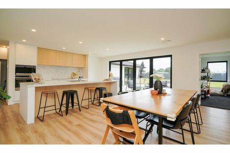 Photo of property in 66 Richfield Drive, Waikiwi, Invercargill, 9810