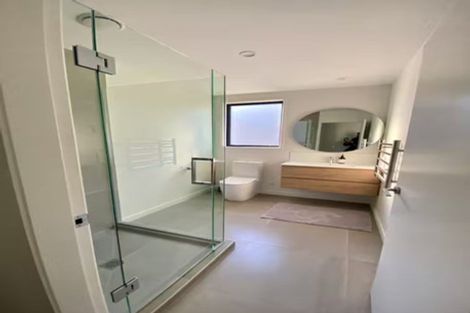 Photo of property in 2 Chapman Way, Jacks Point, 9371
