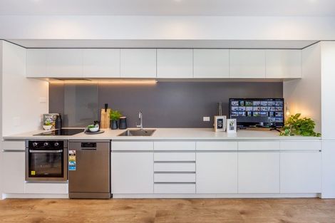 Photo of property in 17 Mohua Lane, Upper Riccarton, Christchurch, 8041