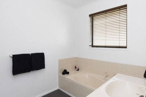 Photo of property in 6 Norwich Place, Bethlehem, Tauranga, 3110