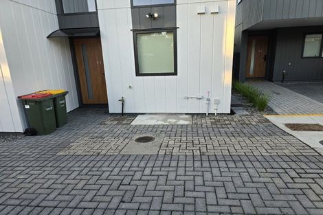 Photo of property in 8e Nedlands Place, Burswood, Auckland, 2013