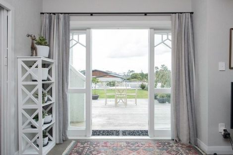 Photo of property in 55 Lake Crescent, Hamilton Lake, Hamilton, 3204