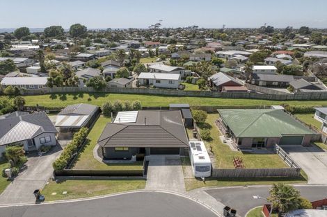 Photo of property in 61 Kane Road, Papamoa Beach, Papamoa, 3118