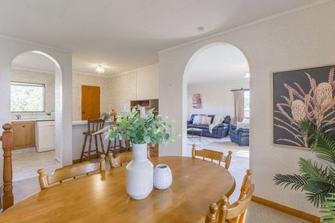 Photo of property in 10 Campion Road, Waikanae Beach, Waikanae, 5036