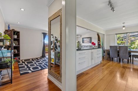 Photo of property in 7 Penrith Street, Westown, New Plymouth, 4310