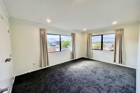 Photo of property in 3 Mimosa Place, Half Moon Bay, Auckland, 2012