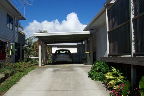 Photo of property in 46a Marine Parade, Mellons Bay, Auckland, 2014