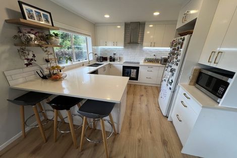 Photo of property in 5b Thurston Place, Bucklands Beach, Auckland, 2012