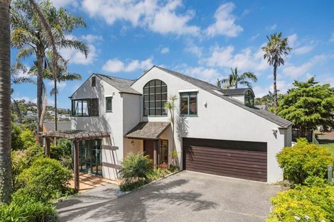 Photo of property in 44 Penguin Drive, Murrays Bay, Auckland, 0630