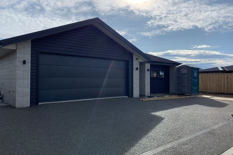 Photo of property in 7 Marcoola Drive, Rolleston, 7614