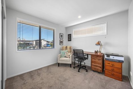 Photo of property in 5 Te Pakiaka Road, Pegasus, 7612