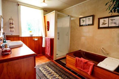 Photo of property in 16 Hunter Street, Dannevirke, 4930