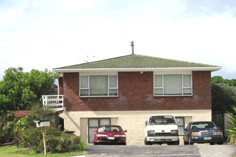 Photo of property in 1 Shona Place, Henderson, Auckland, 0612
