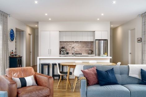 Photo of property in 17 Daniels Terrace, Wanaka, 9305