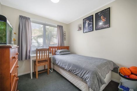 Photo of property in 5 Flynn Street, Birkdale, Auckland, 0626