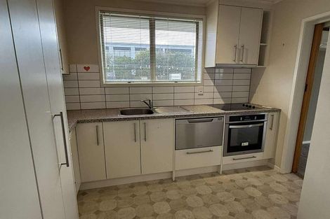 Photo of property in 2/112 Mcleod Street, Camberley, Hastings, 4120