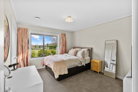 Photo of property in 44 Tutakarae Road, Kelvin Grove, Palmerston North, 4470