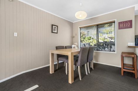 Photo of property in 7 Elmira Place, Browns Bay, Auckland, 0630