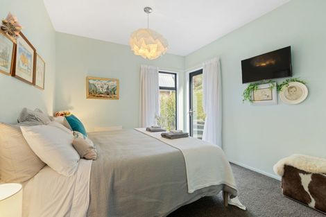 Photo of property in 23 Marina Drive, Waikawa, Picton, 7220