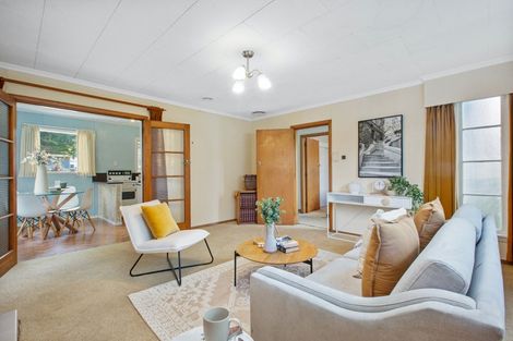 Photo of property in 4 Dover Road, Wainuiomata, Lower Hutt, 5014
