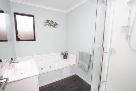 Photo of property in 81 Morris Road, Newland, Ashburton, 7772