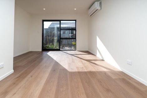 Photo of property in 5 Jabuka Street, Glen Eden, Auckland, 0602