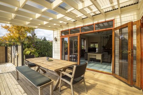 Photo of property in 8 Tawa Street, Inglewood, 4330