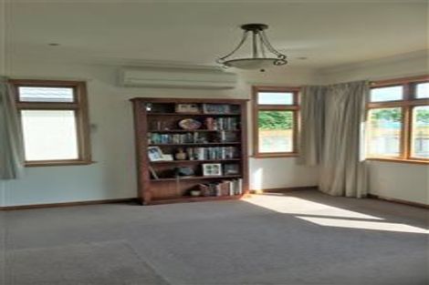 Photo of property in 584 Queen Street East, Levin, 5510