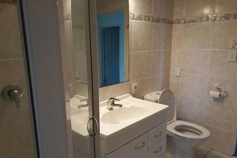 Photo of property in 17 Sea Vista Avenue, Beach Haven, Auckland, 0626