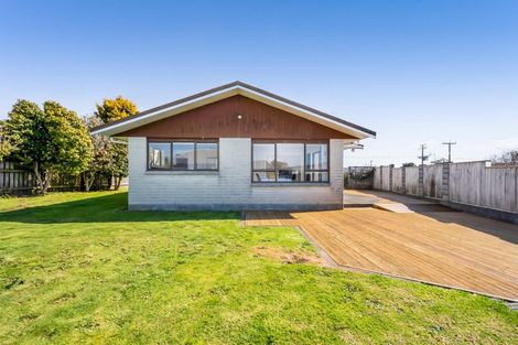 Photo of property in 323 Mangorei Road, Merrilands, New Plymouth, 4312