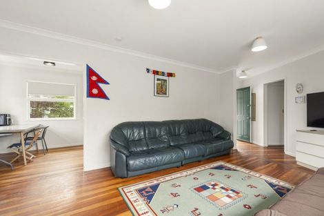 Photo of property in 2 Gear Street, Utuhina, Rotorua, 3015