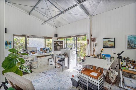 Photo of property in 49 Sarahs Hill, Hahei, Whitianga, 3591