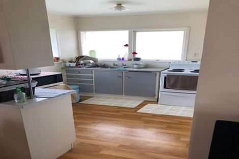 Photo of property in 1/21 Blenheim Street, Glenfield, Auckland, 0629