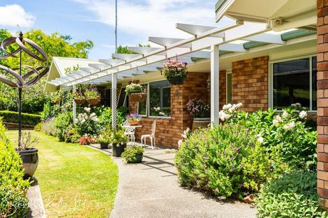 Photo of property in 11 Te Pahi River Drive, Paparoa, Maungaturoto, 0583