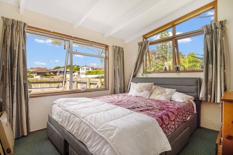 Photo of property in 33a Ladies Mile, Manly, Whangaparaoa, 0930