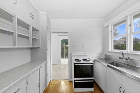 Photo of property in 5a Whitehouse Road, Titahi Bay, Porirua, 5022