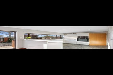 Photo of property in 423 Harewood Road, Harewood, Christchurch, 8051