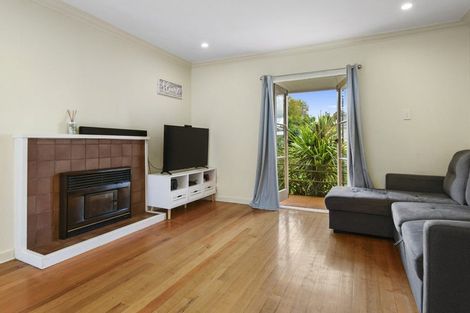 Photo of property in 32 Willerton Avenue, New Lynn, Auckland, 0600