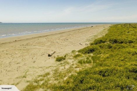 Photo of property in 37 Manly Street, Paraparaumu Beach, Paraparaumu, 5032