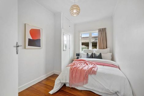 Photo of property in 79 Ngataringa Road, Devonport, Auckland, 0624
