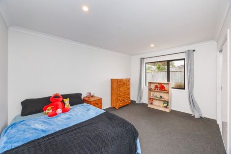 Photo of property in 13 Oxnam Place, Foxton Beach, Foxton, 4815