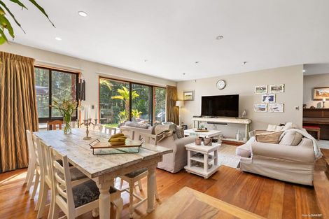 Photo of property in 16 Jack Barry Road, Waitoki, Albany, 0794