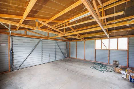 Photo of property in 765 Makerua Road, Tokomaru, Palmerston North, 4474