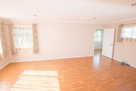 Photo of property in 132a Mcleod Road, Te Atatu South, Auckland, 0610