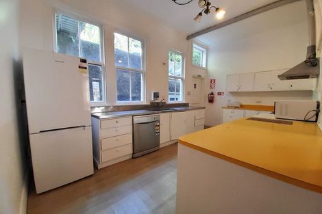 Photo of property in 48 Aurora Terrace, Kelburn, Wellington, 6012