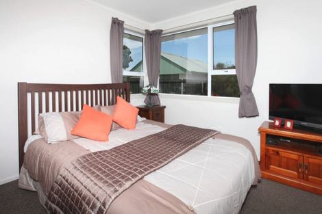 Photo of property in 13 Ruakaka Street, Hornby, Christchurch, 8042