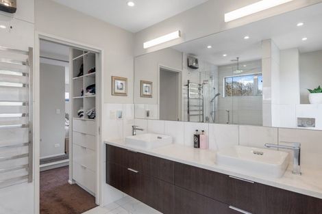 Photo of property in 32b Glandovey Road, Fendalton, Christchurch, 8052